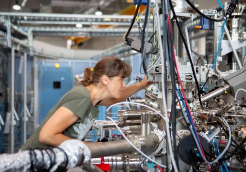 Le synchrotron SOLARIS: un appareil de pointe destiné à la recherche multidisciplinaire, unique en Europe Centrale et Orientale